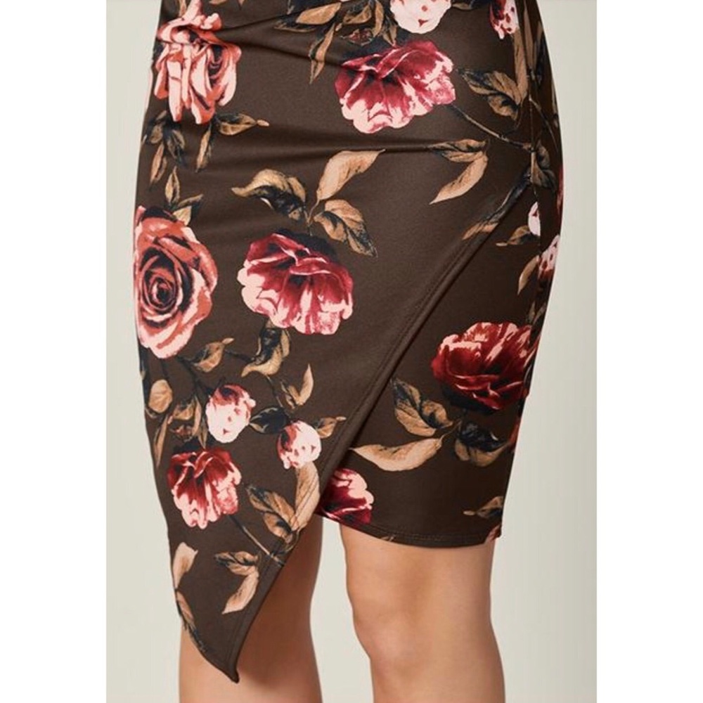 Venus Olive Floral Dress 💋🌹 - Picture 4 of 5